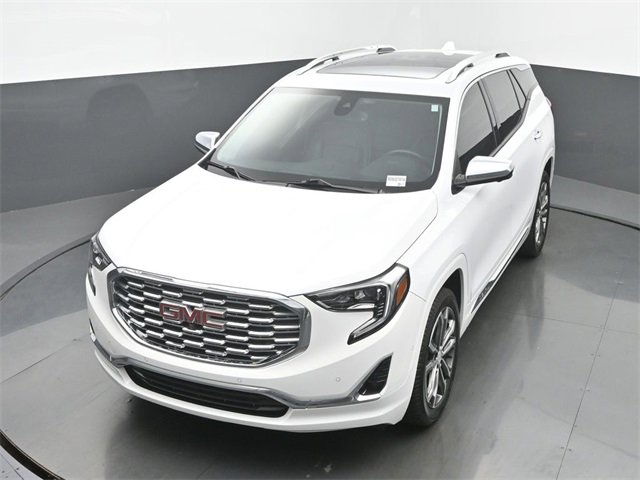 Used 2019 GMC Terrain Denali w/ Advanced Safety Package image 38