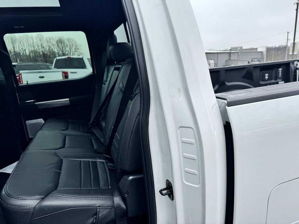 Used 2025 Ford F450 Platinum w/ FX4 Off-Road Package image 11