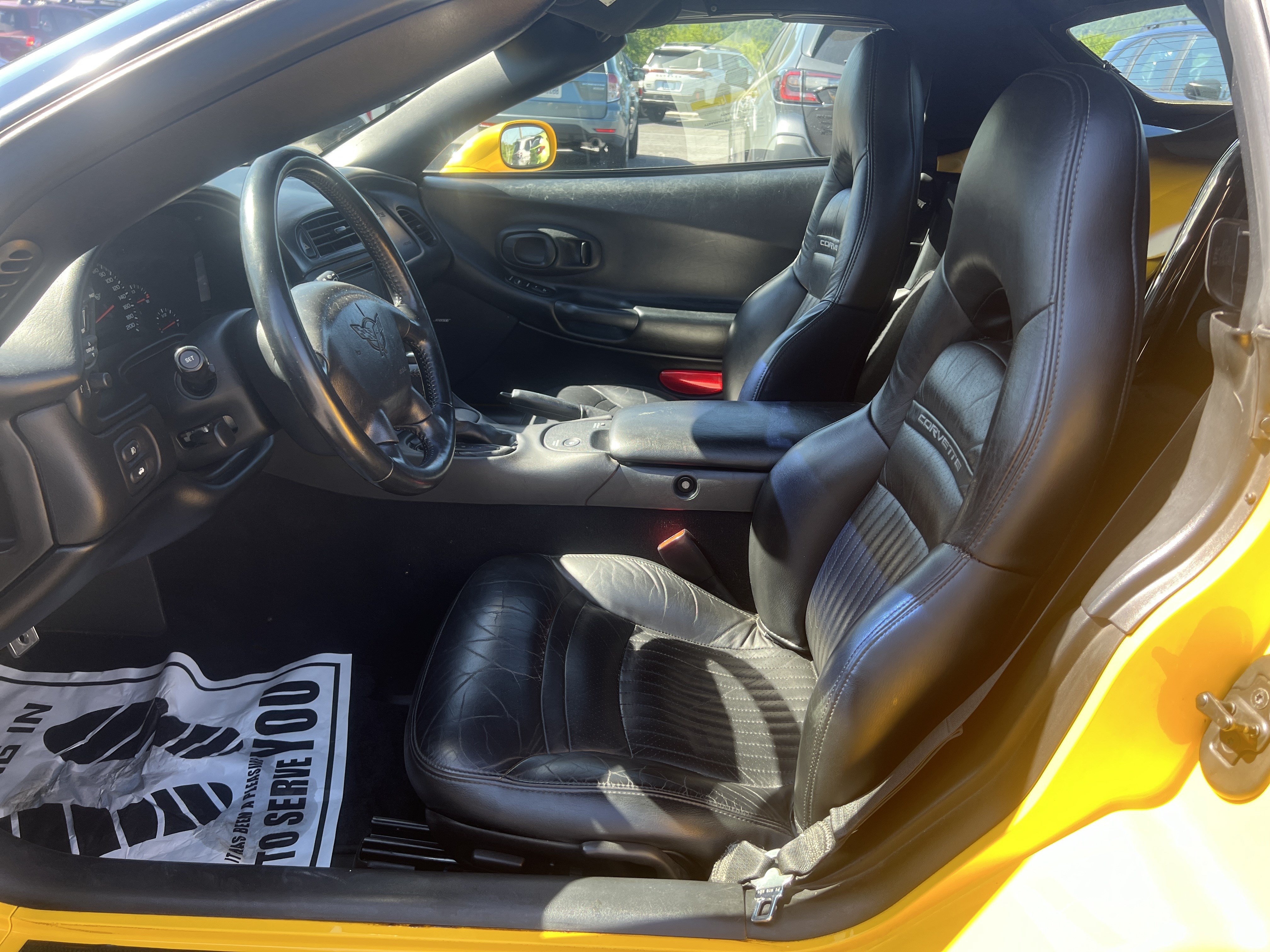 Used 2004 Chevrolet Corvette Convertible w/ Preferred Equipment Group RWD image 12