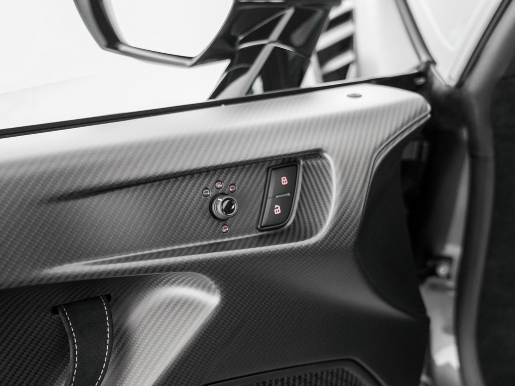 Used 2023 Lamborghini Huracan STO RWD image 14
