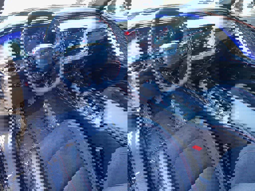 Used 2025 Dodge Charger Scat Pack w/ Track Pack image 11