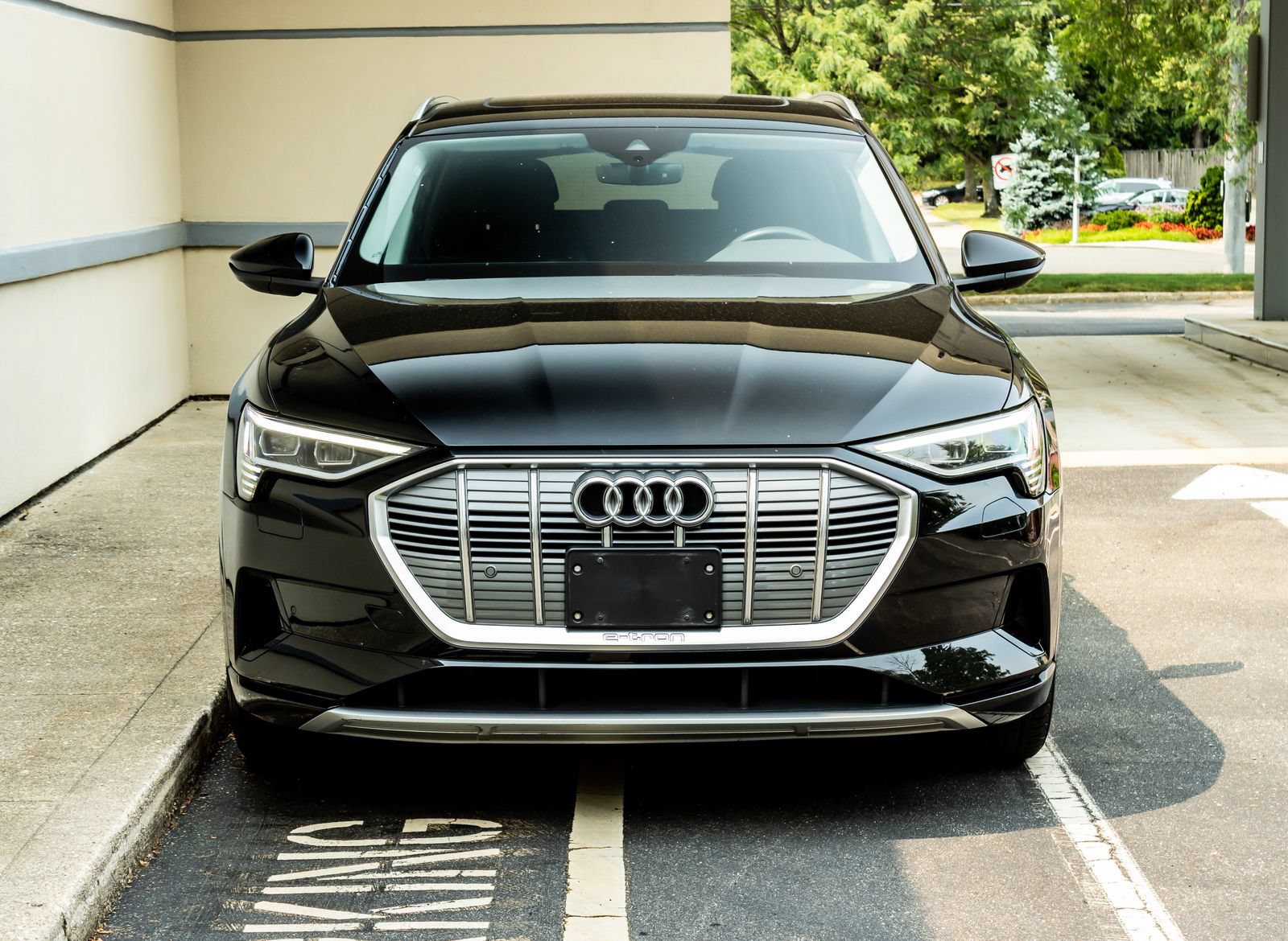 Used 2021 Audi e-tron Premium AWD/4WD video 2