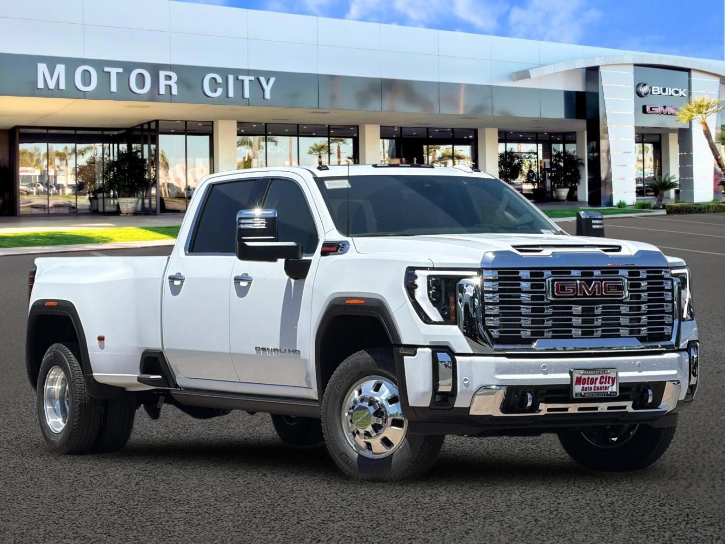 New 2026 GMC Sierra 3500 Denali w/ Denali Reserve Package
