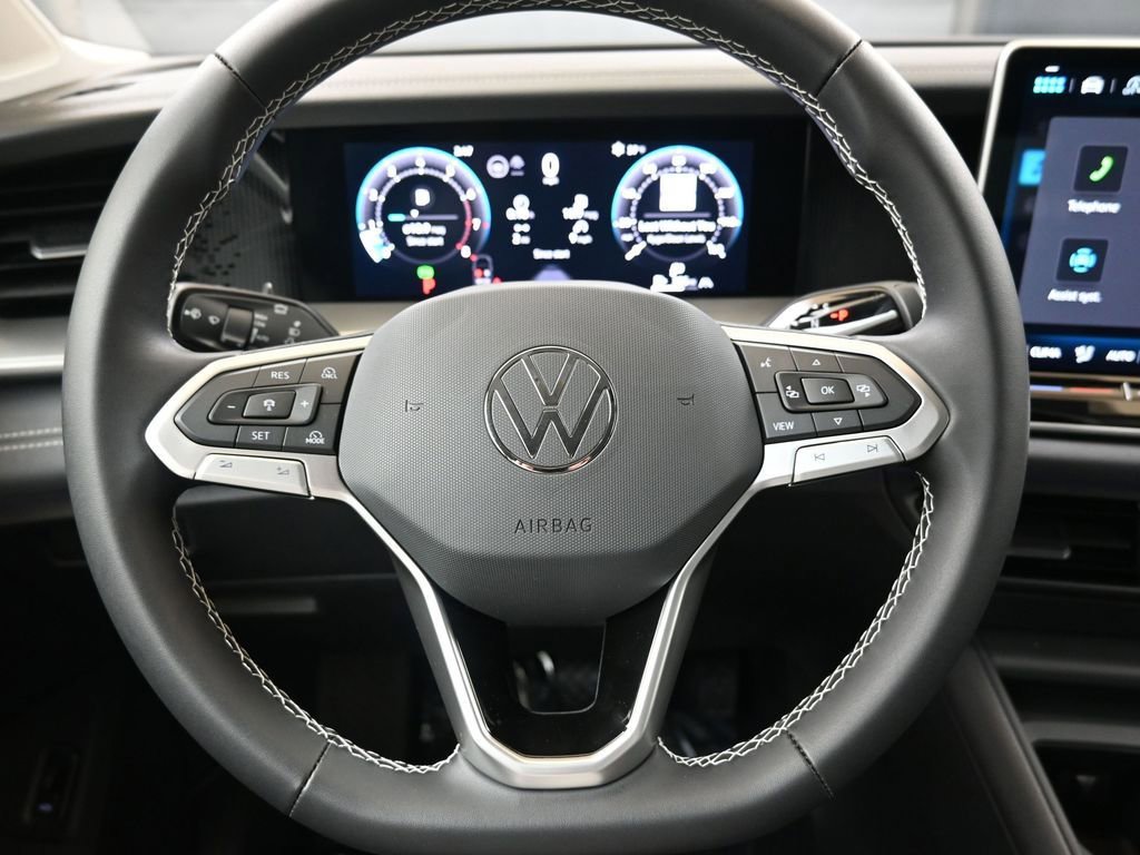 New 2026 Volkswagen Tiguan SE image 25