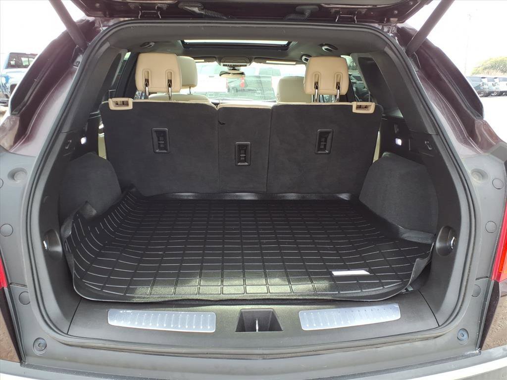 Used 2018 Cadillac XT5 Luxury w/ Driver Awareness Package image 7