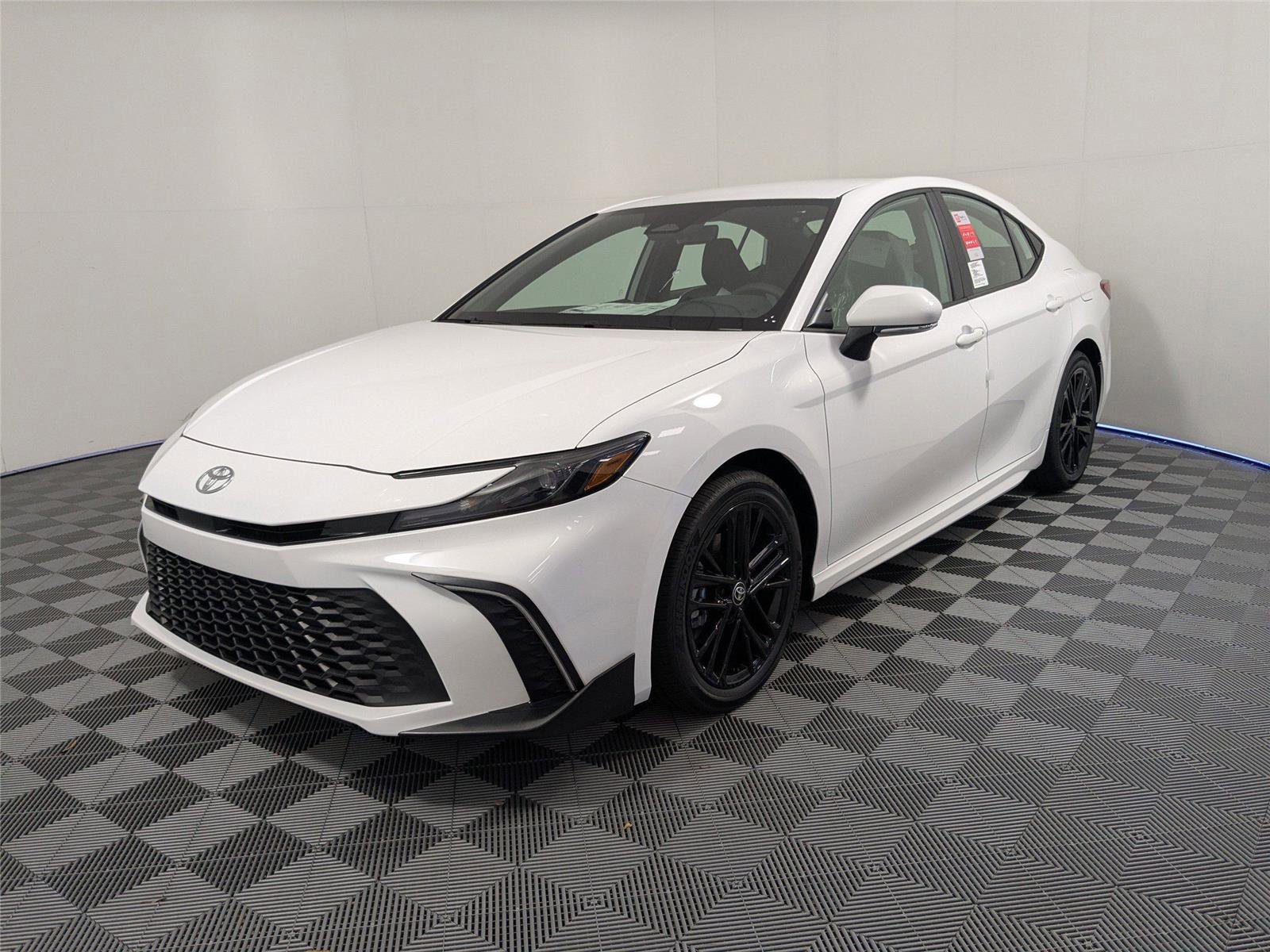New 2026 Toyota Camry SE image 1