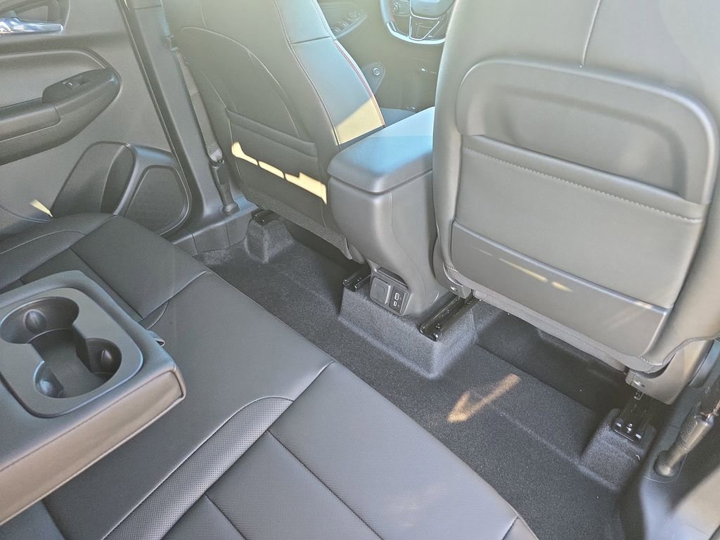 New 2026 Chevrolet TrailBlazer RS w/ Convenience Package FWD image 11
