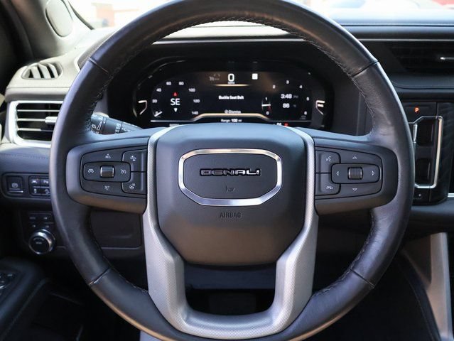 Used 2023 GMC Yukon Denali AWD/4WD image 39
