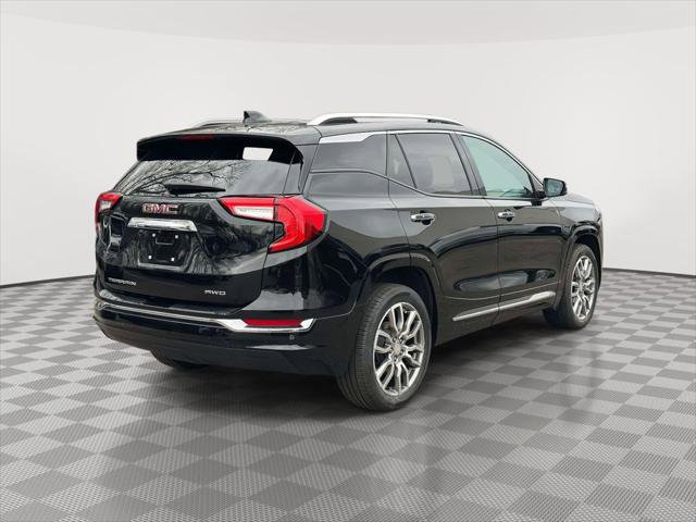Used 2022 GMC Terrain Denali w/ LPO, 'HIT The Road' Package image 7