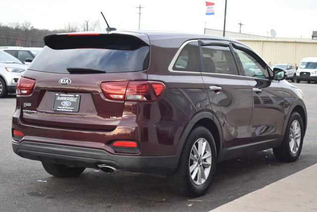 Used 2020 Kia Sorento LX image 11