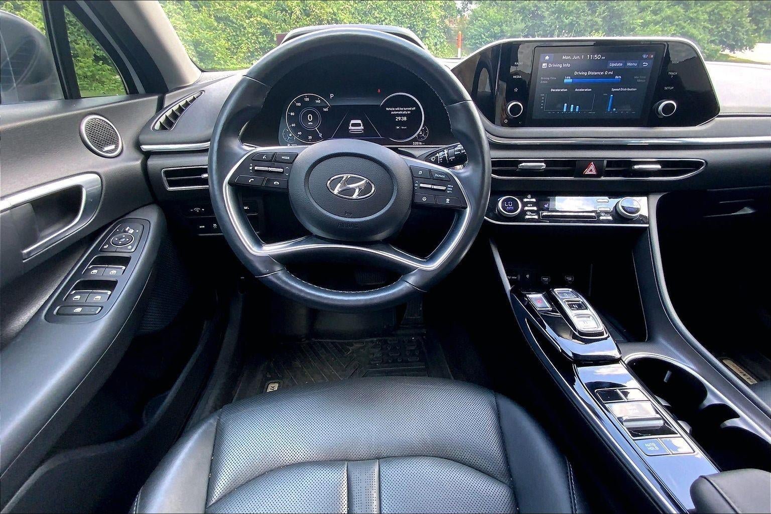 Used 2020 Hyundai Sonata SEL w/ Premium + Sunroof Package FWD image 5