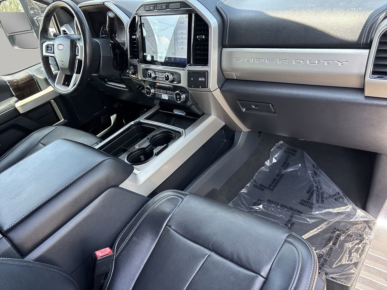 Used 2022 Ford F250 Lariat w/ Black Appearance Package AWD/4WD image 10