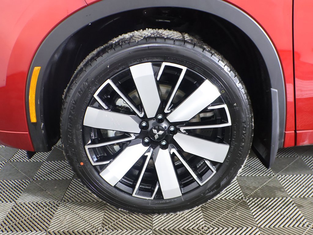 New 2026 Mitsubishi Outlander SEL image 29