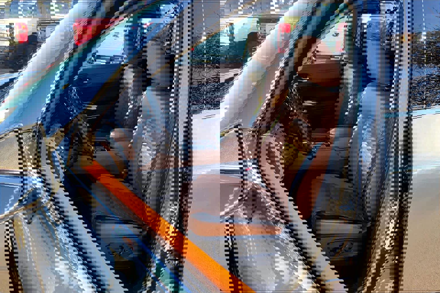 Used 2022 Nissan Pathfinder Platinum w/ Cargo Package image 7