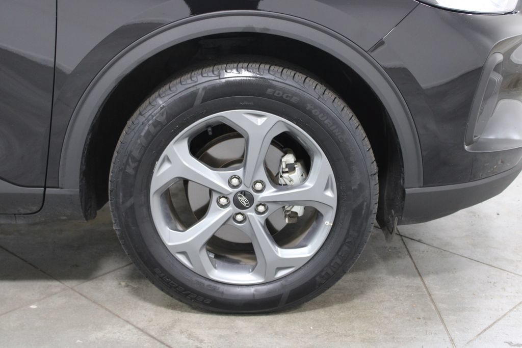 Used 2025 Ford Escape ST-Line AWD/4WD image 13
