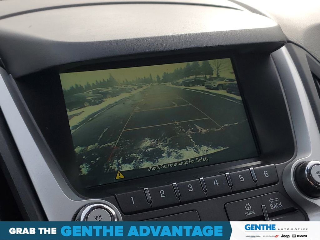 Used 2015 Chevrolet Equinox LT w/ Driver Convenience Package image 16