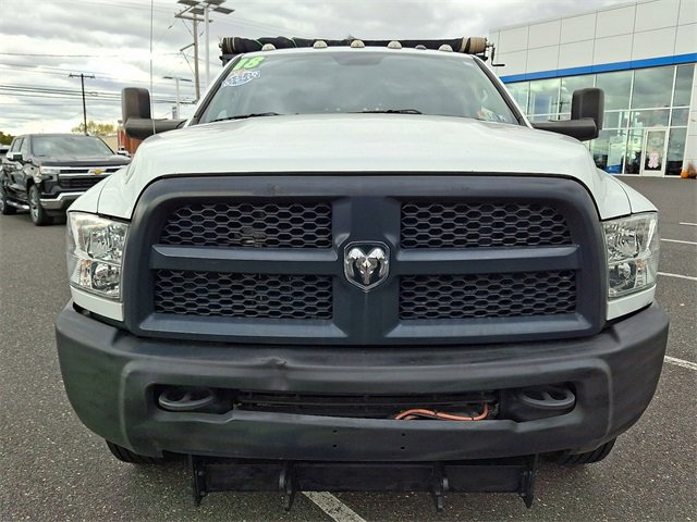 Used 2018 RAM 3500 Tradesman image 2