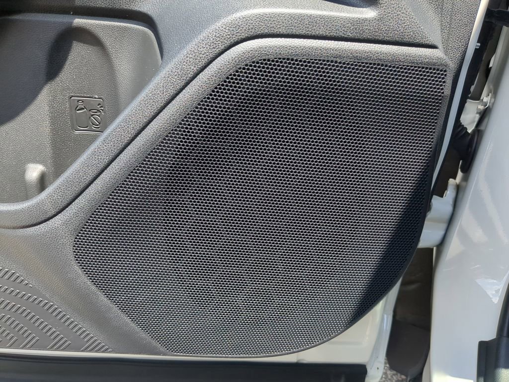 Certified 2025 Subaru Forester Premium AWD/4WD image 17