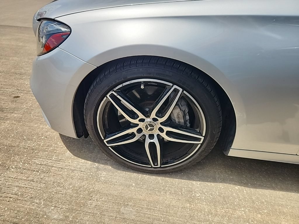 Used 2020 Mercedes-Benz E 350 Sedan image 7