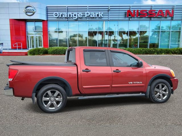 Used 2015 Nissan Titan SV w/ SV Value Truck Package RWD image 4