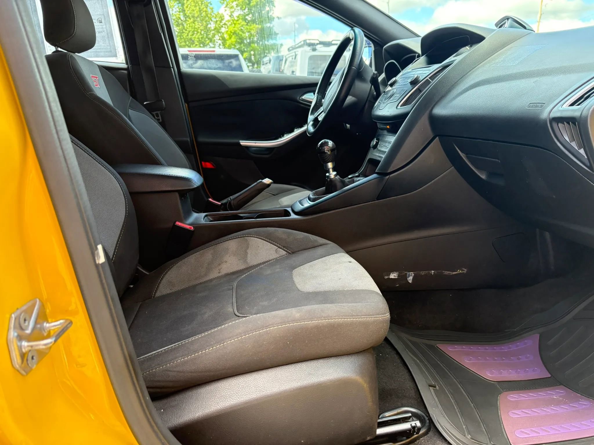 Used 2017 Ford Focus ST FWD image 12