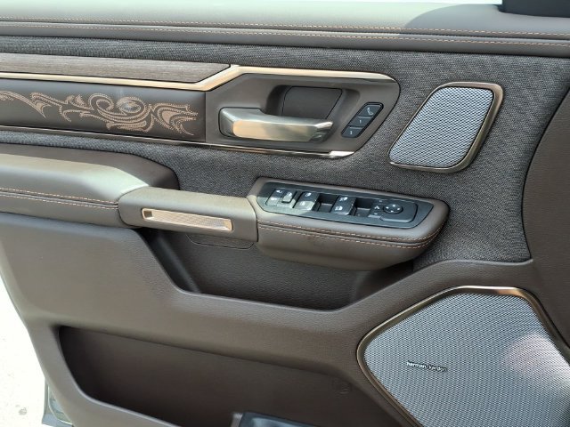 Used 2026 RAM 1500 Limited AWD/4WD image 19