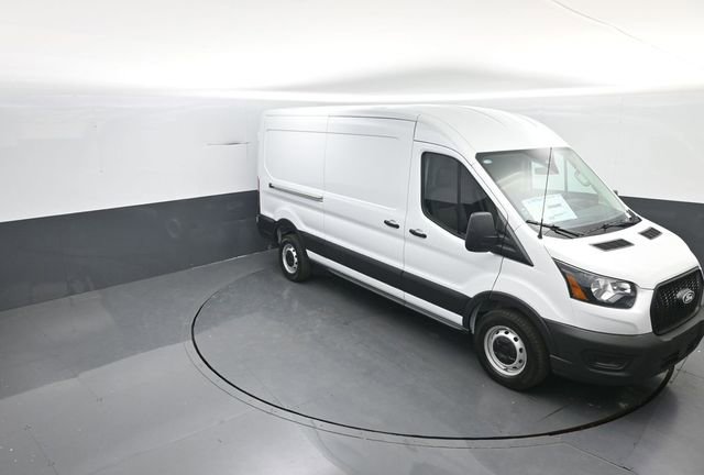 New 2026 Ford Transit 250 148 Medium Roof image 16