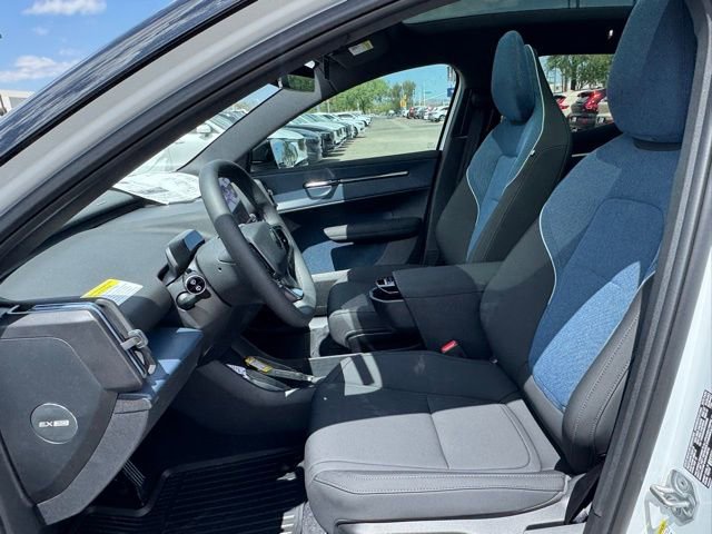 New 2025 Volvo EX30 Plus w/ Protection Package Premier image 13