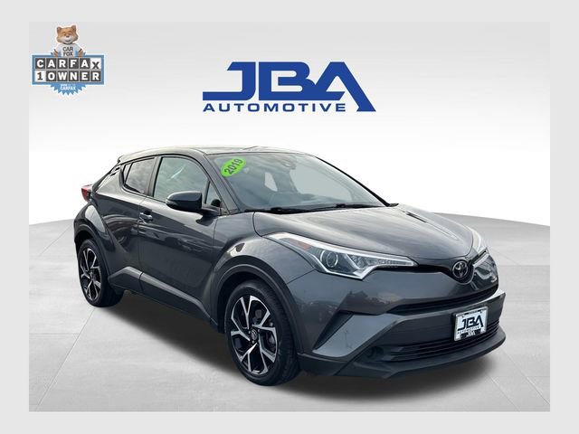 Used 2019 Toyota C-HR XLE image 1