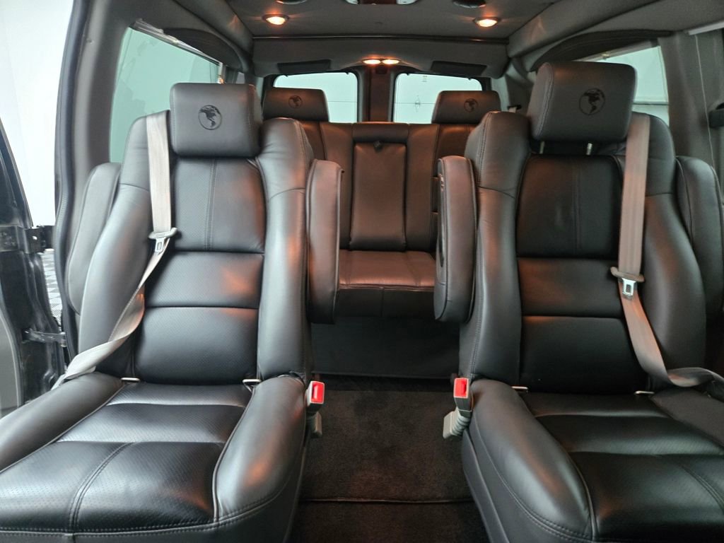 Used 2019 Chevrolet Express 2500 w/ Enhanced Convenience Package image 35