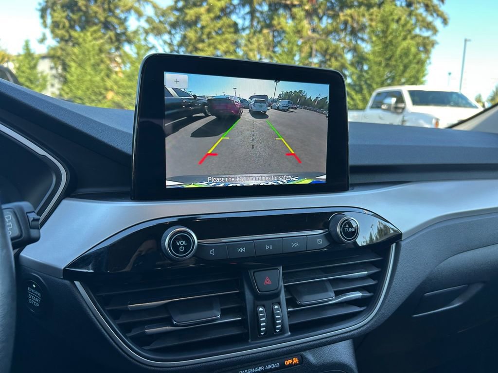 Used 2020 Ford Escape SE Sport image 20