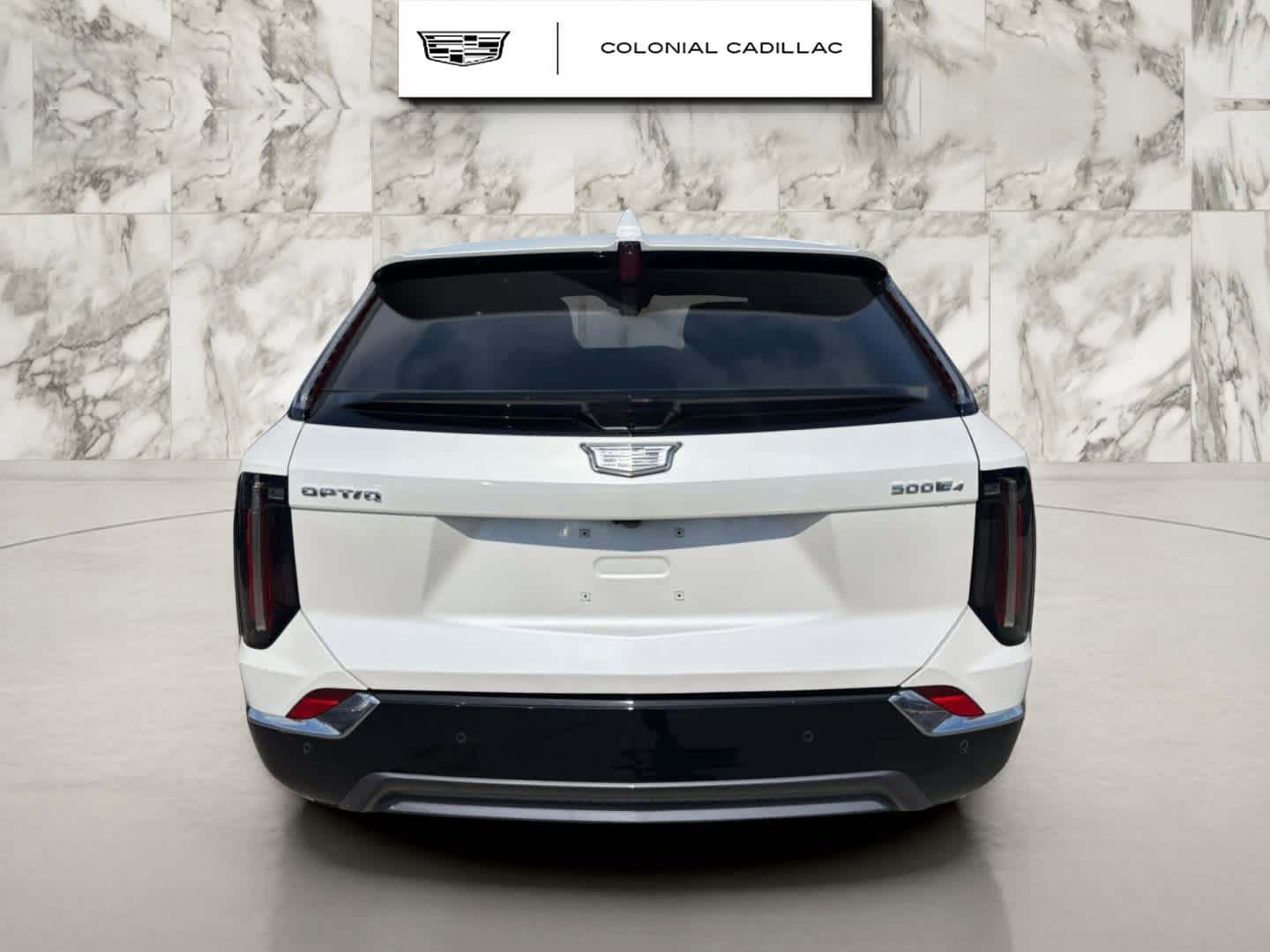 Certified 2025 Cadillac Optiq Luxury 2 AWD/4WD image 4