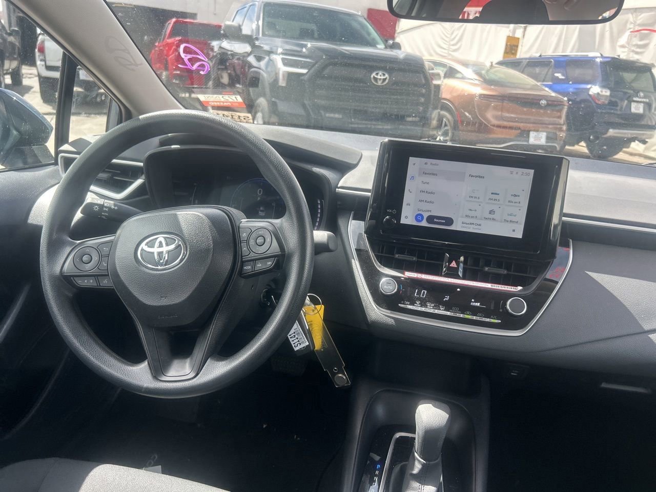 Used 2026 Toyota Corolla LE w/ Carpet Mat Package (TMS) FWD image 11