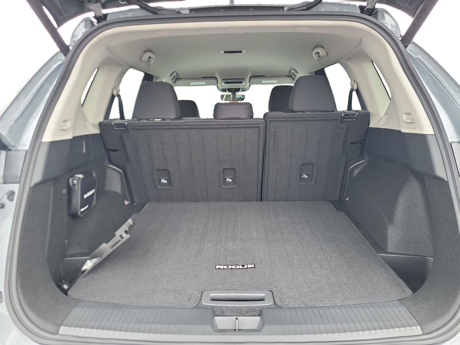 New 2026 Nissan Rogue SV w/ Cold Weather Package image 19