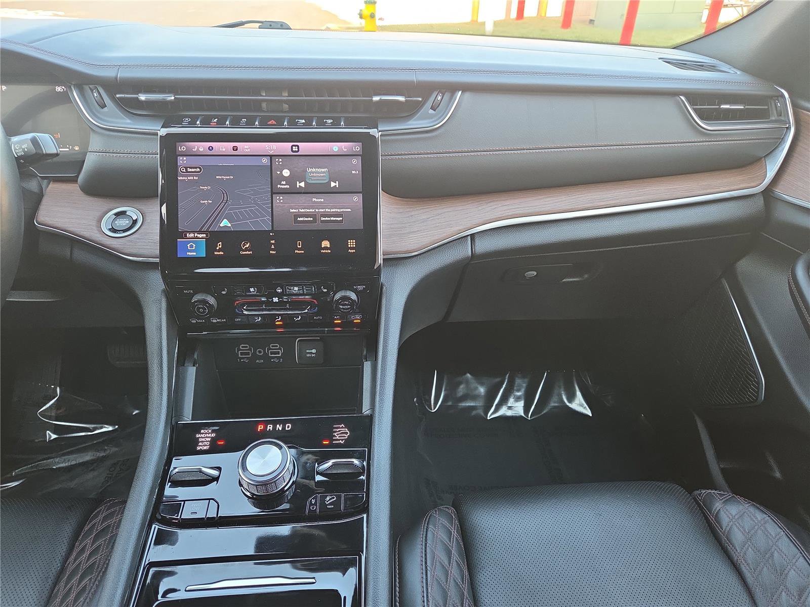 Used 2023 Jeep Grand Cherokee Summit w/ Adv Protech Group IV image 18