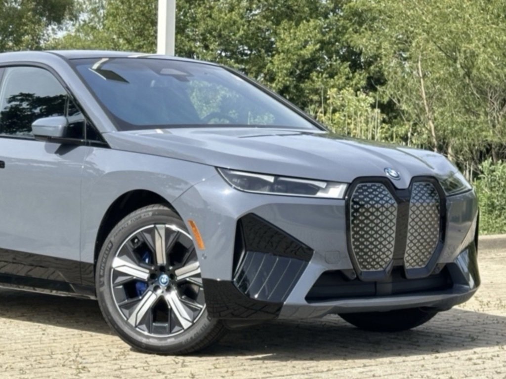 Used 2025 BMW iX xDrive50 w/ Sport Package video 2