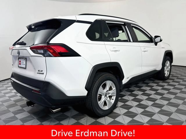 Certified 2020 Toyota RAV4 XLE w/ Convenience Package AWD/4WD image 23
