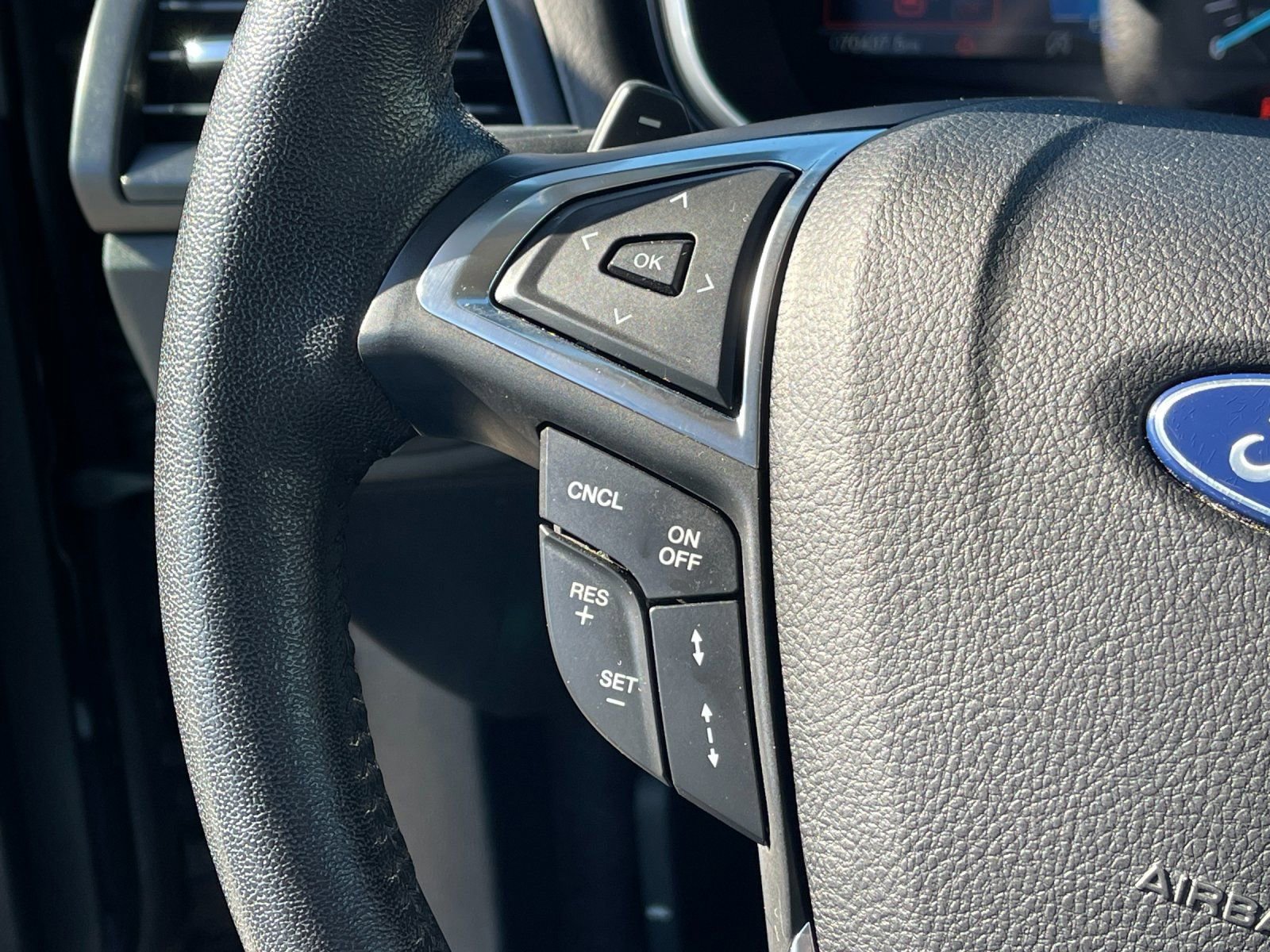 Used 2020 Ford Fusion Titanium image 27