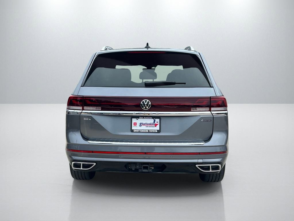 Used 2024 Volkswagen Atlas SEL Premium R-Line AWD/4WD image 6
