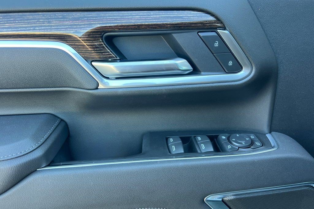 Certified 2026 GMC Sierra 2500 SLE w/ SLE Value Package; image 12