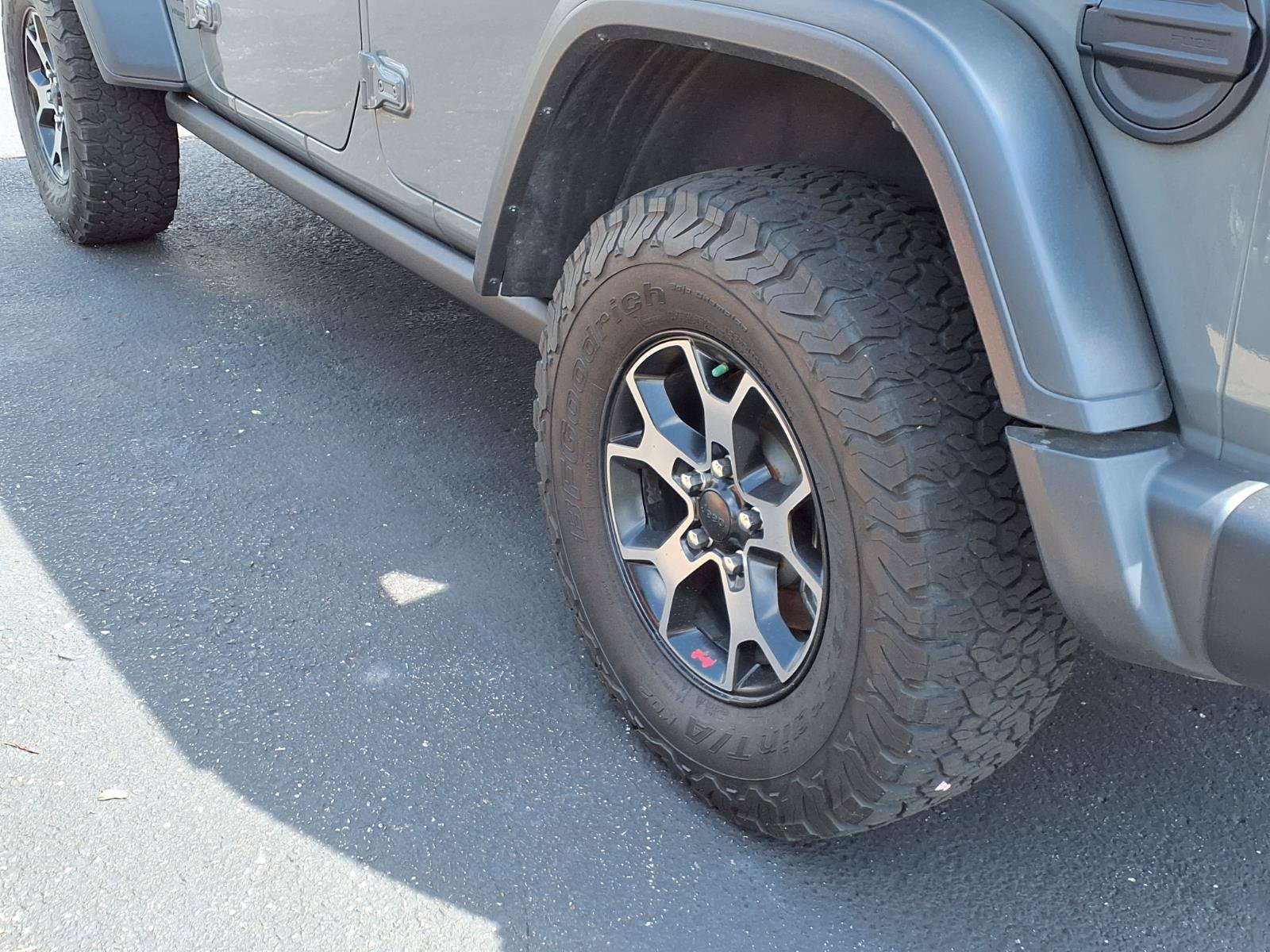 Used 2018 Jeep Wrangler Unlimited Rubicon AWD/4WD image 22