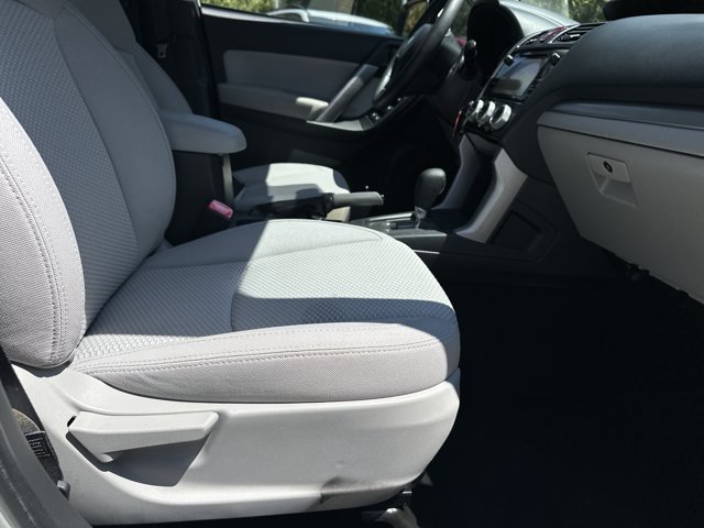 Used 2016 Subaru Forester 2.5i Premium AWD/4WD image 16