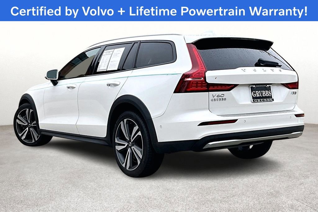 Used 2023 Volvo V60 B5 Cross Country Plus w/ Protection Package Premier image 10