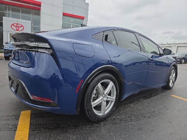 Used 2024 Toyota Prius Prime FWD image 7