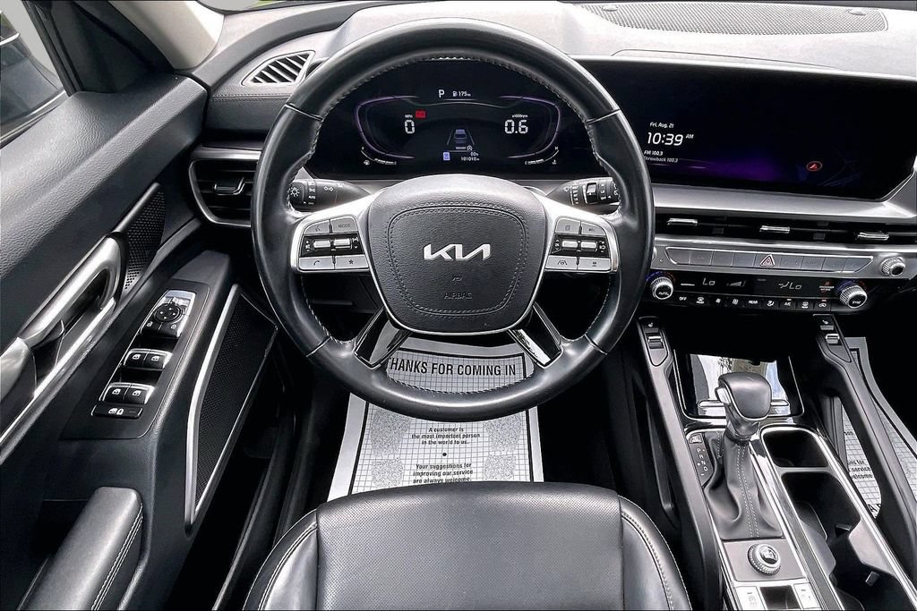 Used 2024 Kia Telluride S w/ S Sunroof Package FWD image 9