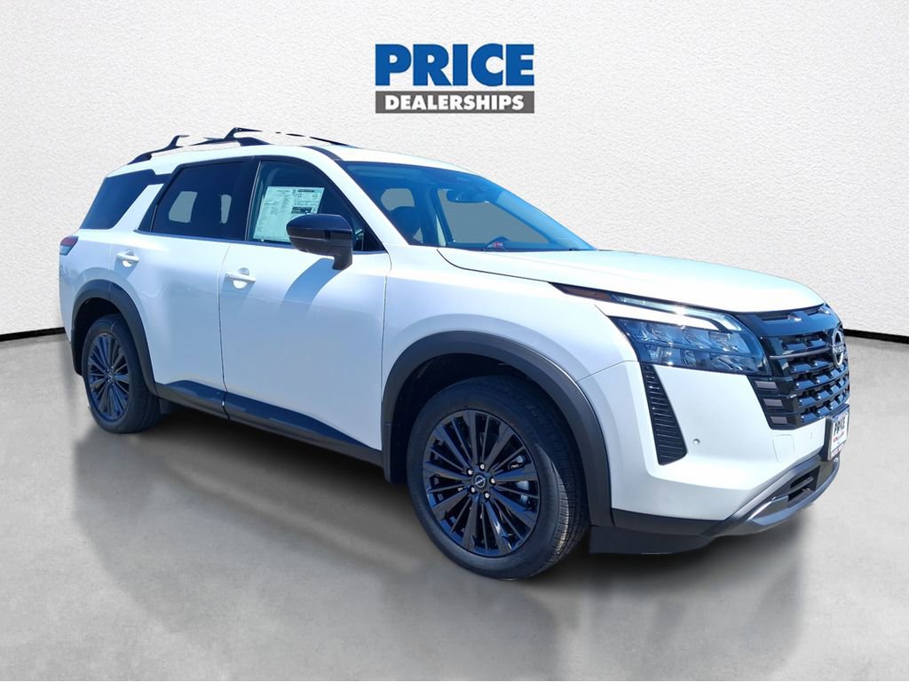 New 2026 Nissan Pathfinder SL w/ SL Premium Package (P04)