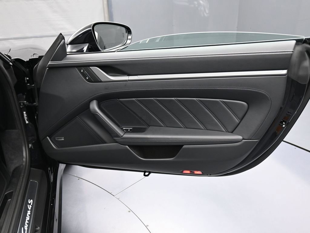 New 2026 Porsche 911 Carrera 4S image 26
