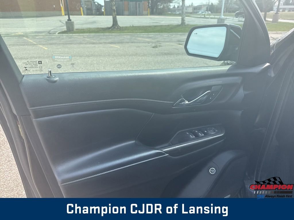 Used 2019 GMC Acadia SLT image 17