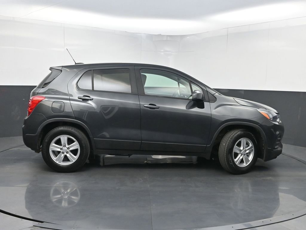 Used 2019 Chevrolet Trax LS w/ Tint and Cruise Package image 37