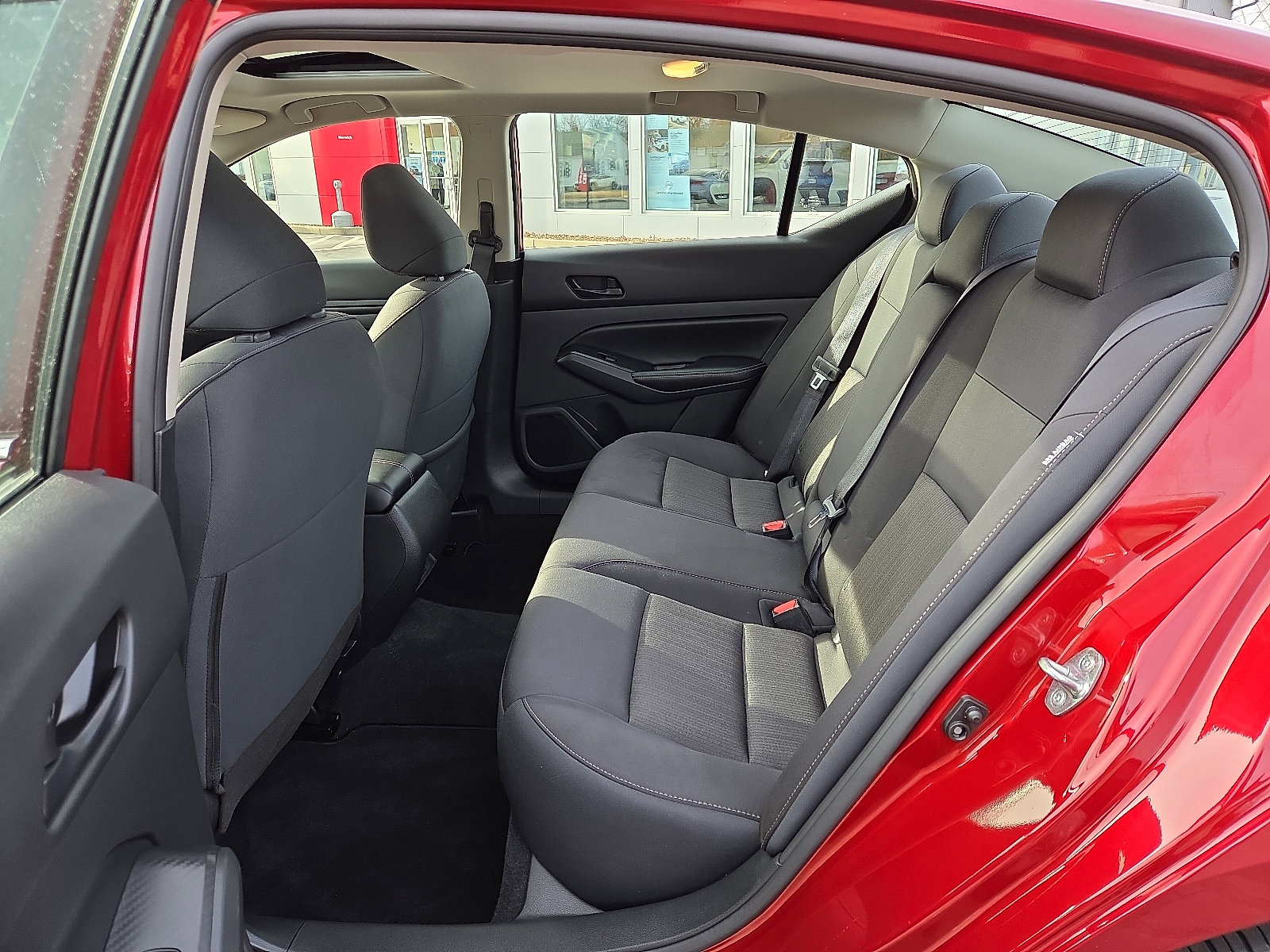 Used 2024 Nissan Altima 2.5 SV w/ SV Premium Package image 11